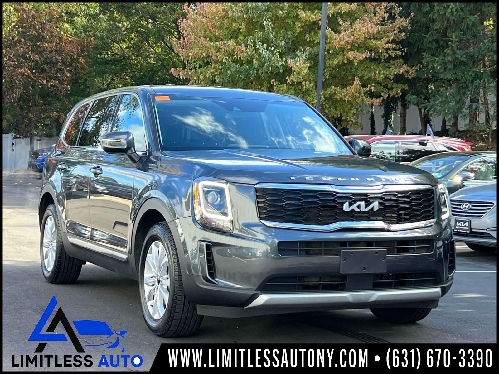 2022 Kia Telluride LX  - KU5221T  - Limitless Autos