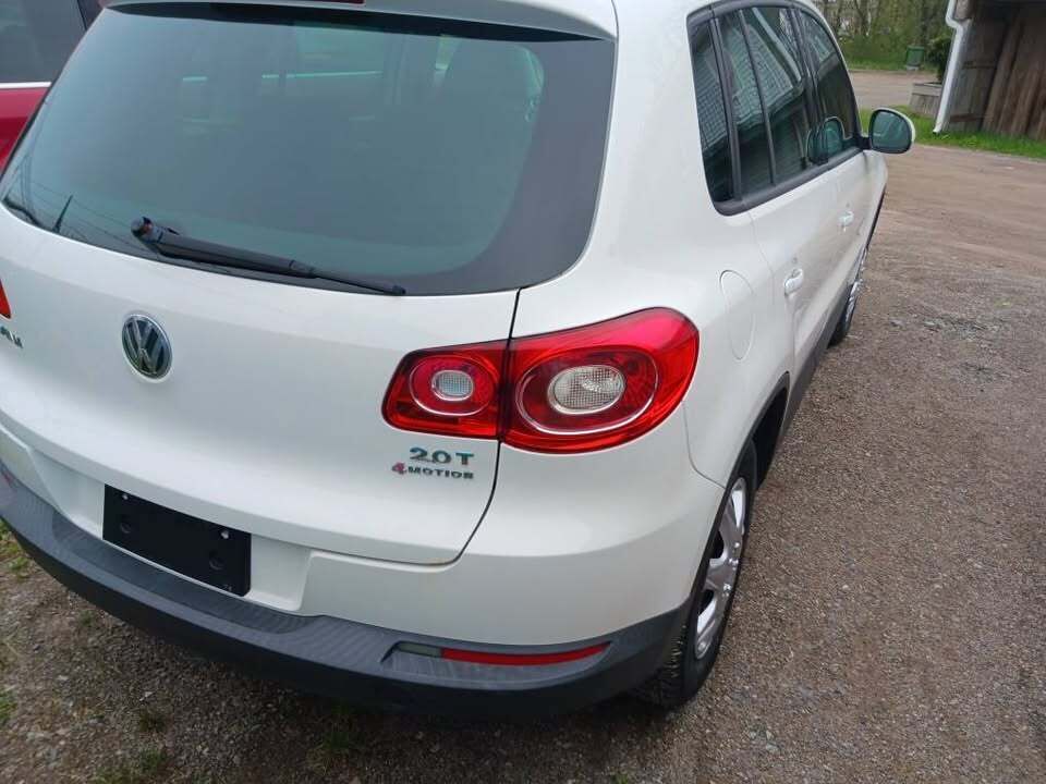 2010 Volkswagen Tiguan  - Car Nova Auto Sales