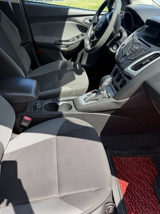 2012 Ford Focus  - Car Nova Auto Sales