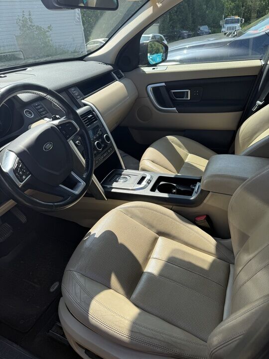 2016 Land Rover Discovery  - Car Nova Auto Sales
