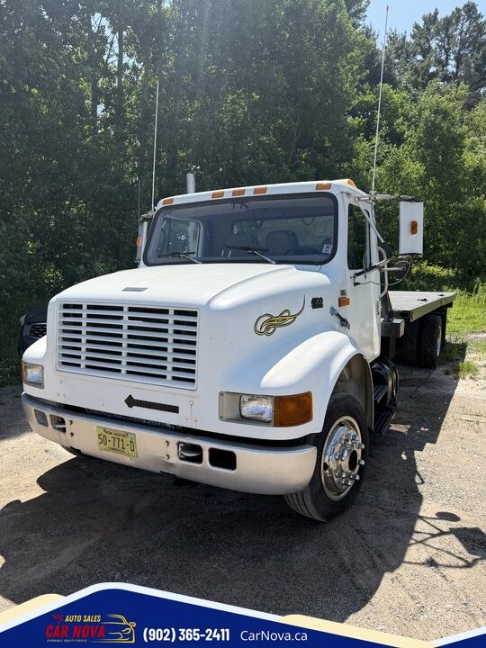 1998 International 4700  - Car Nova Auto Sales
