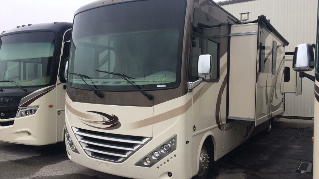 2018 Thor Motor Coach HURRICANE 34P  - Midway Rv's