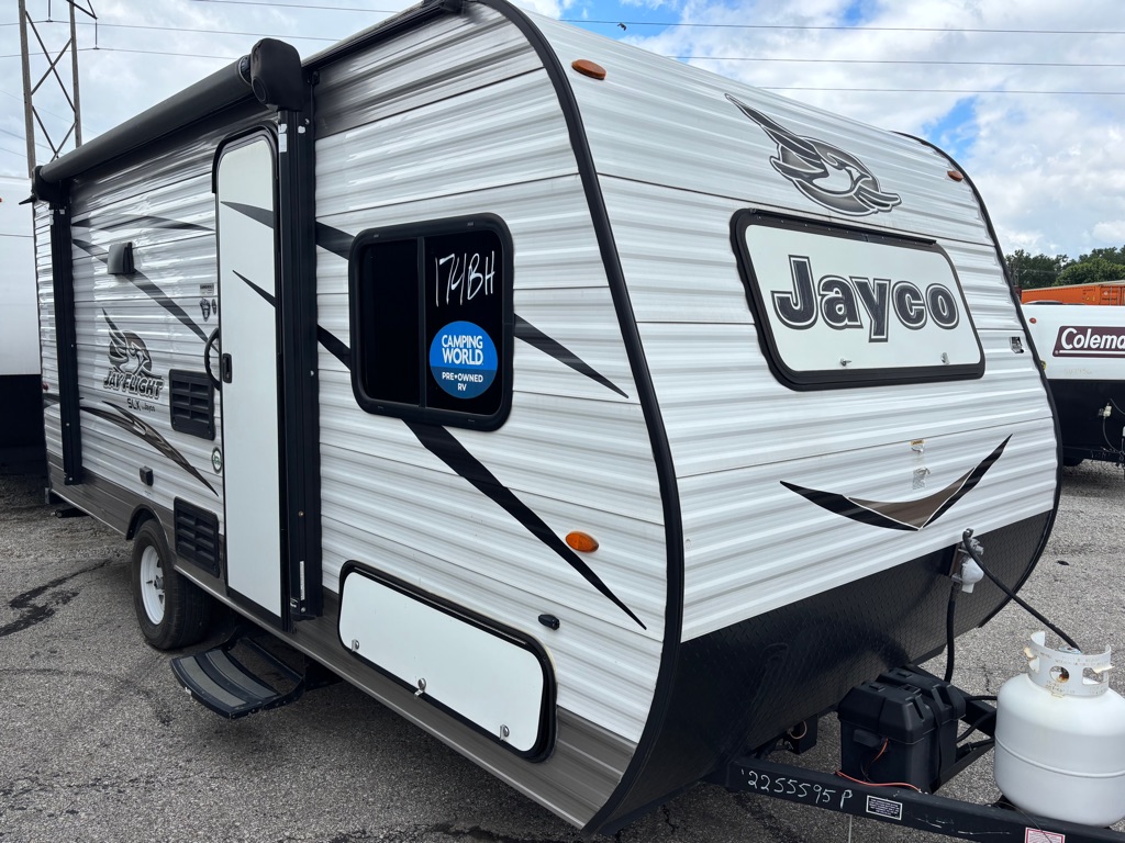 2018 Jayco JAY FLIGHT SLX 212QBW  - CWG23007  - Midway Rv's